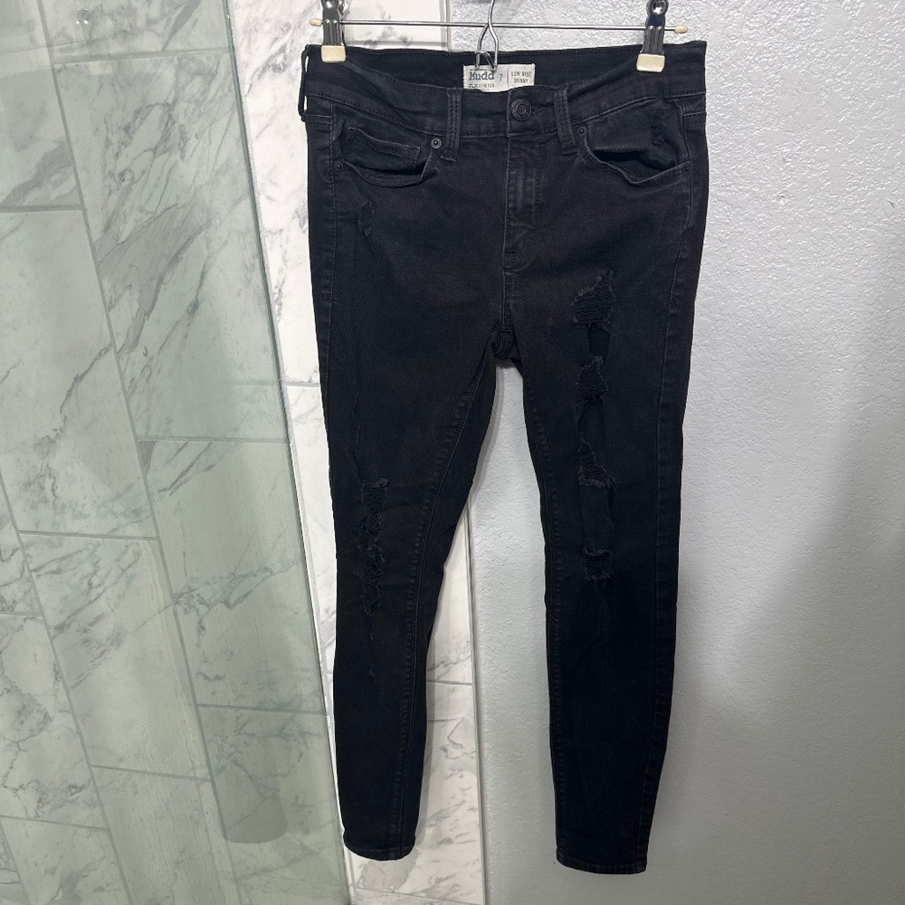 Mudd Low Rise Black Skinny Jeans